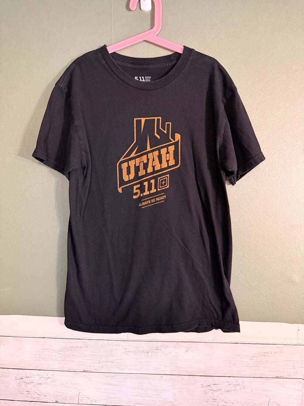 5.11 Tactical Utah Graphic T-Shirt Black Short Sleeve Cotton‎ Tee
